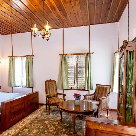 Velev House Bed & Breakfast 3*