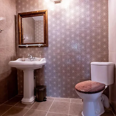 Velev House 3*