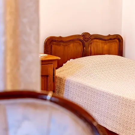 Velev House 3* Melnik (Blagoevgrad)
