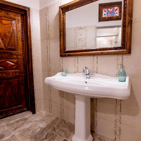 Velev House Bed & Breakfast 3*